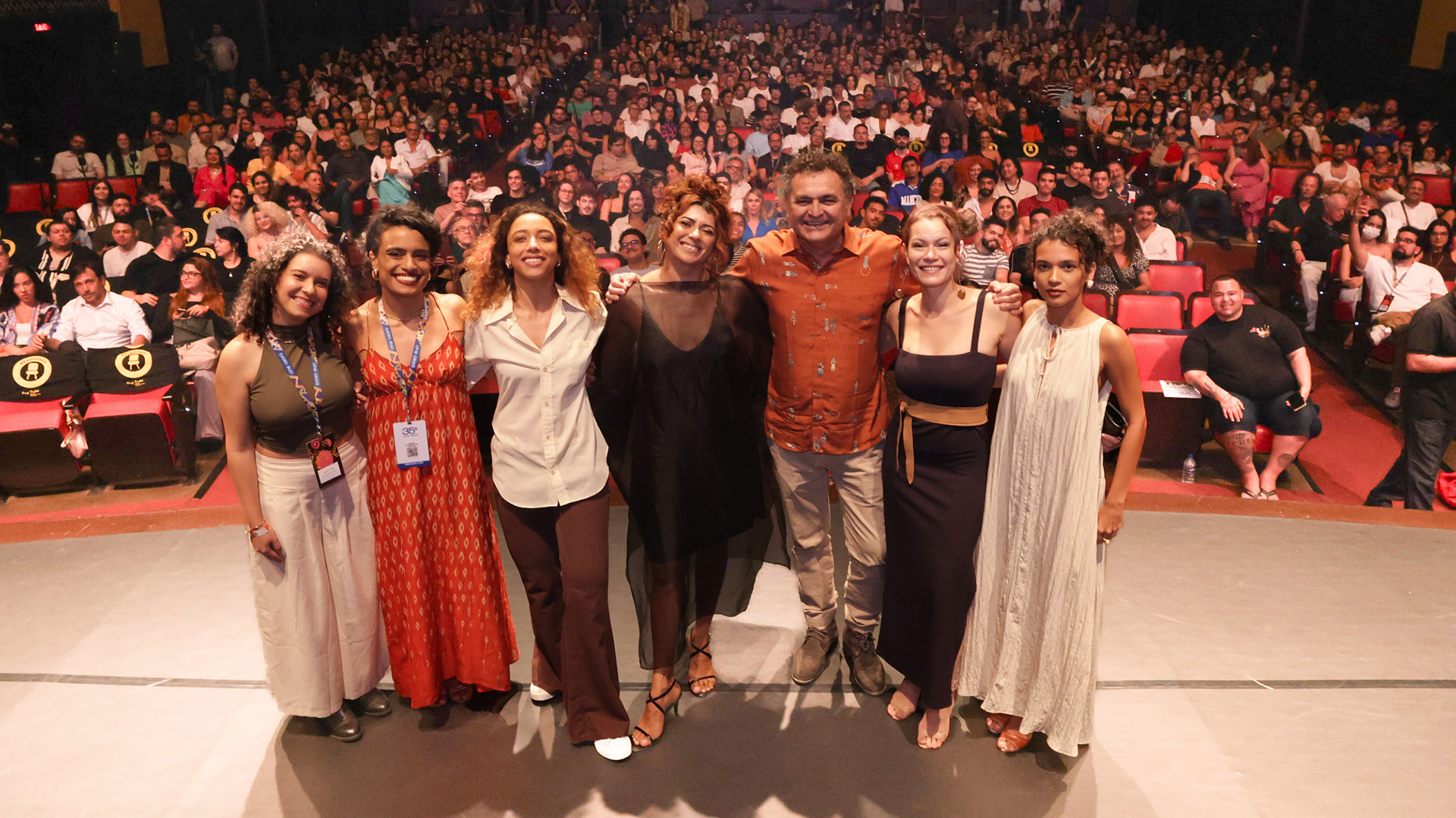 Com casa cheia, “O Agente Secreto” foi exibido nesta quarta (24) no 35º Cine Ceará