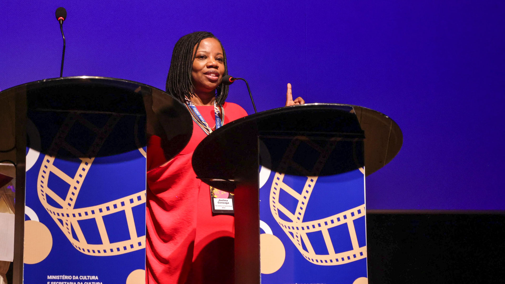 Secretária do Audiovisual do MinC celebrou papel dos festivais na formação do olhar