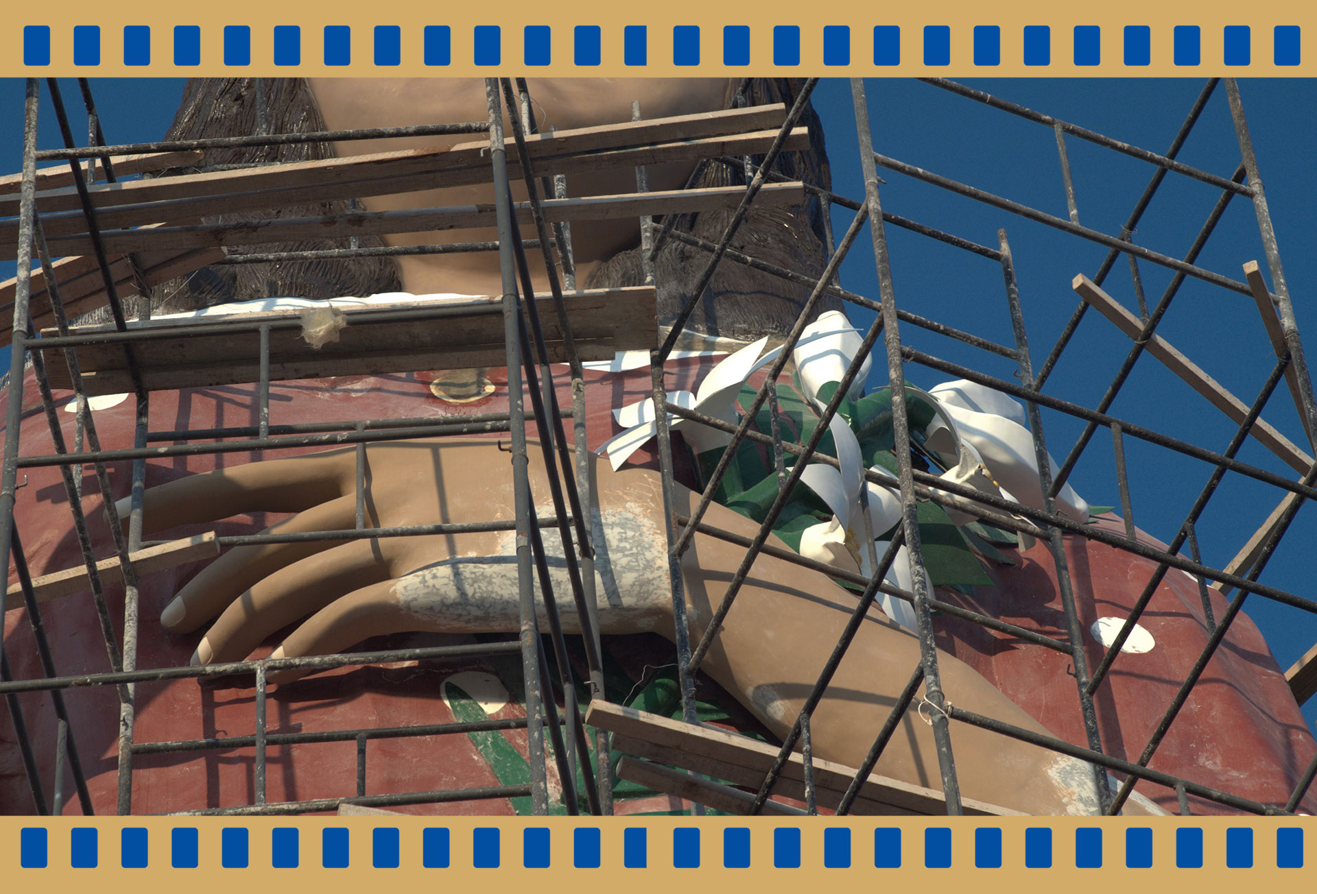 Vermelho de bolinhas